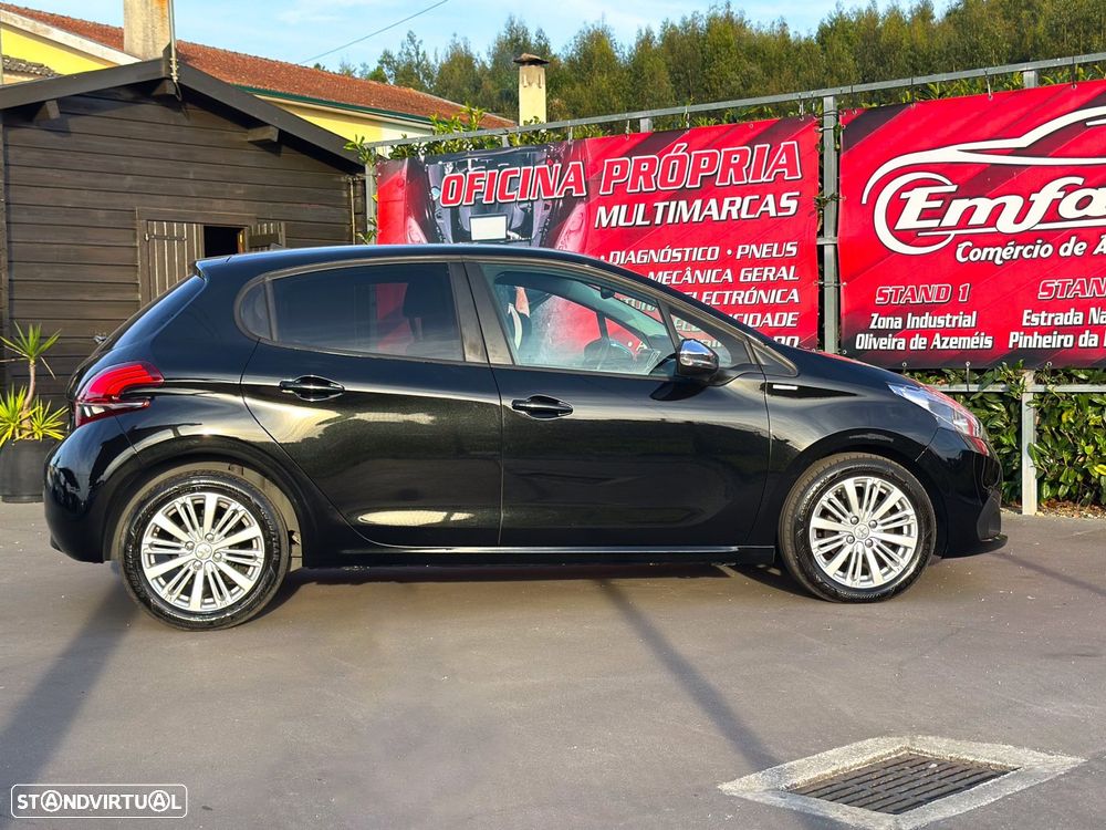 Peugeot 208 1.6 BlueHDi Style - 10