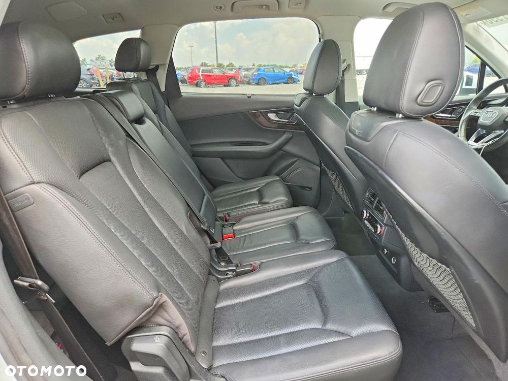 Audi Q7 3.0 TFSI Quattro Tiptronic - 11