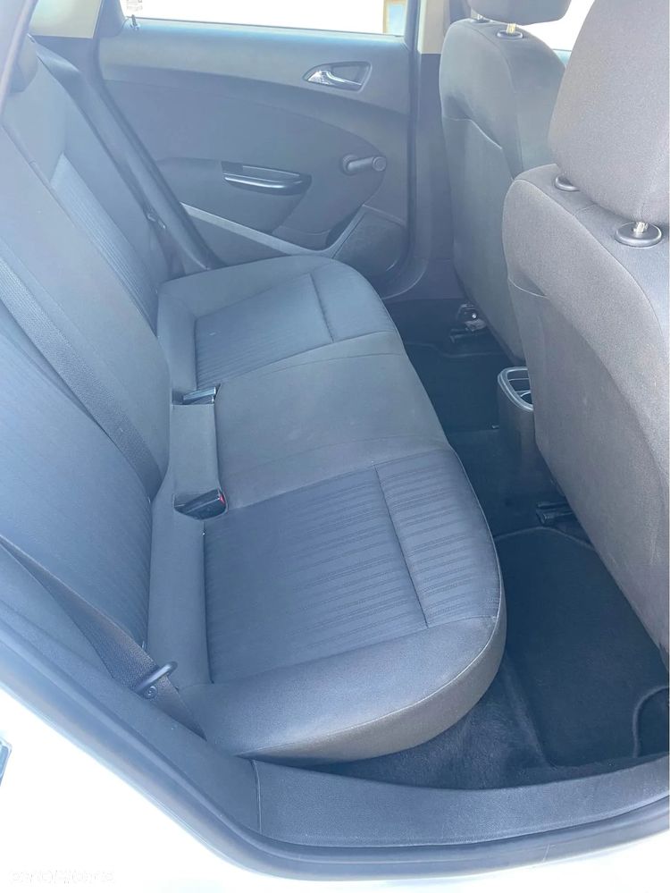 Opel Astra 1.4 Edition - 8