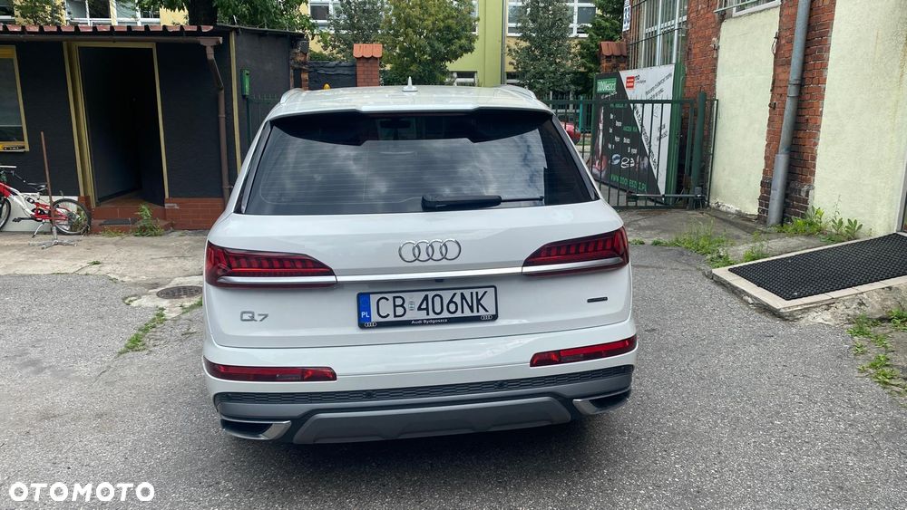 Audi Q7 - 10