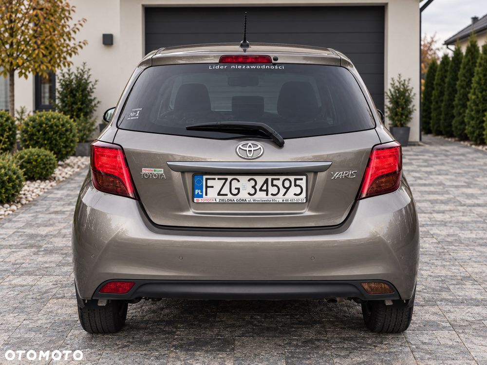 Toyota Yaris 2016 photo 5