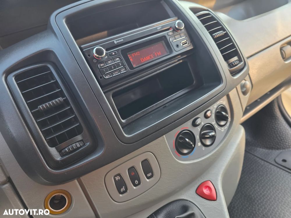 Opel Vivaro - 13