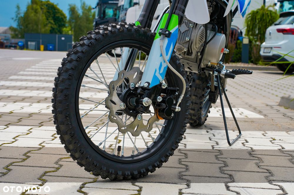 MRF Inny - 12