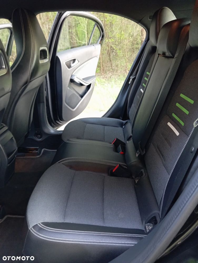 Mercedes-Benz Klasa A 180 CDI (BlueEFFICIENCY) - 10
