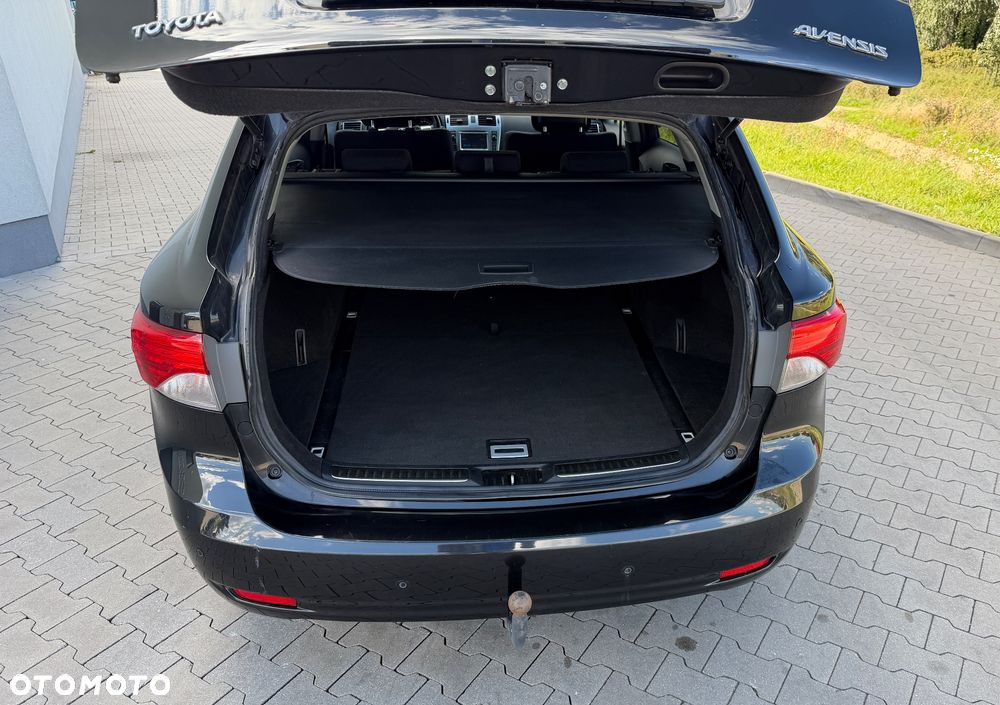 Toyota Avensis - 7