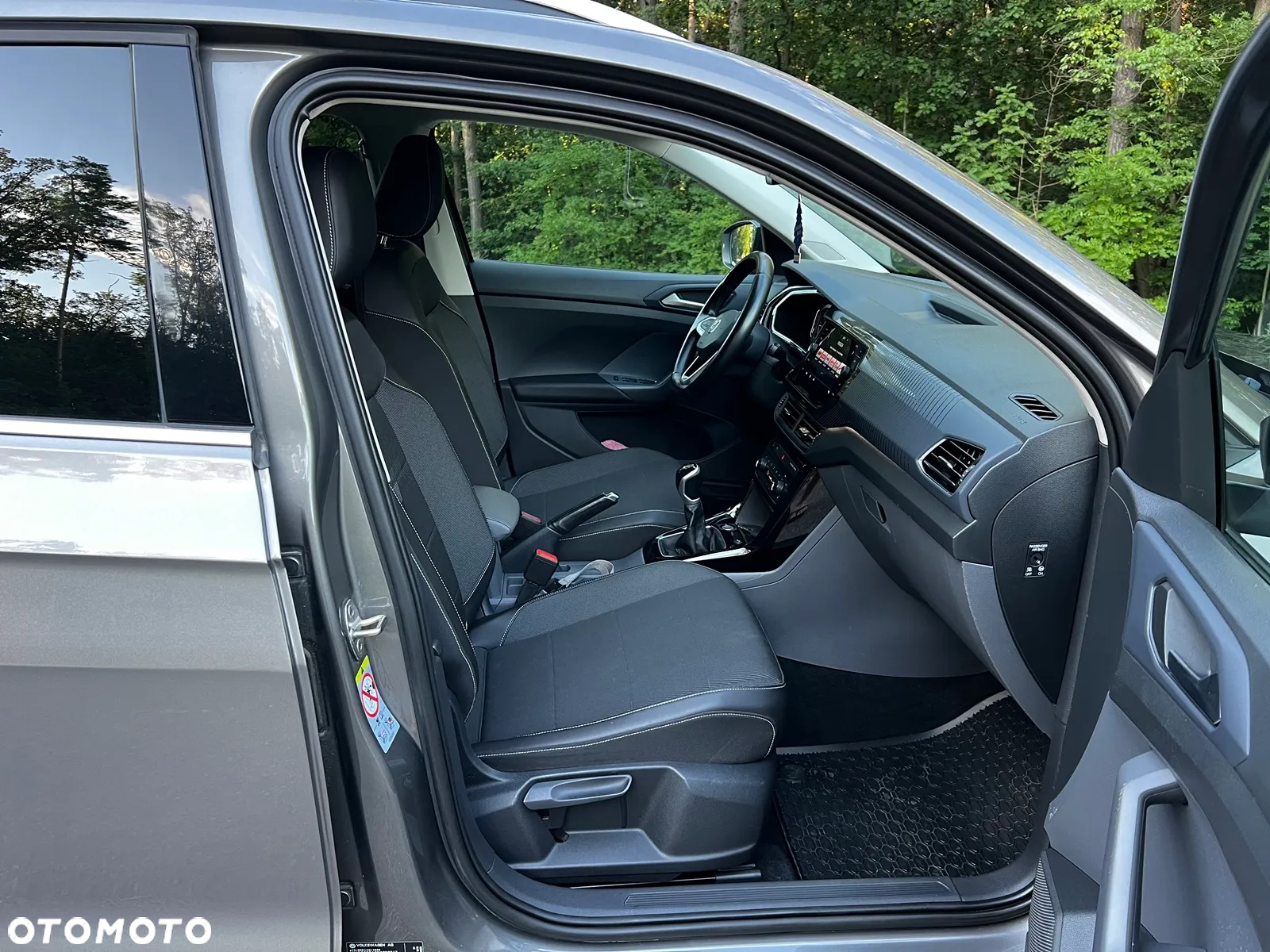 Volkswagen T-Cross - 18