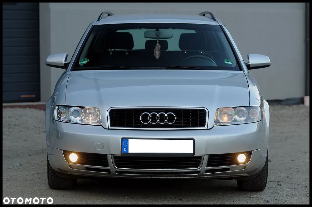 Audi A4 Avant - 13