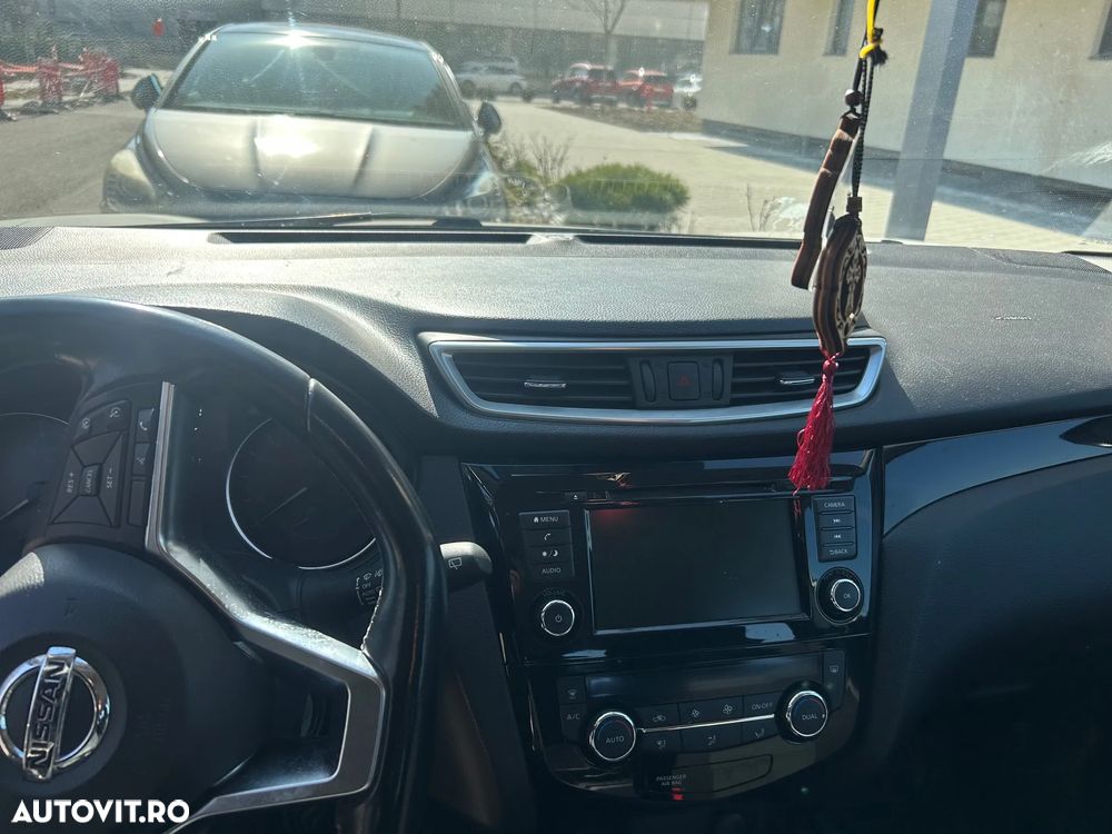 Nissan Qashqai - 10