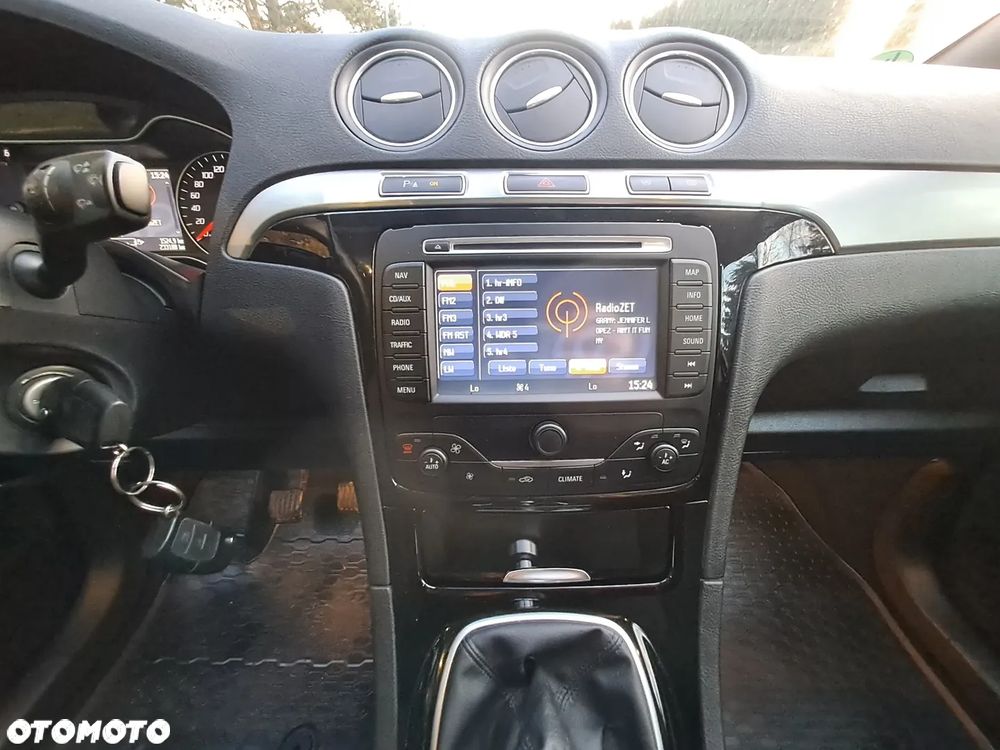 Ford S-Max - 9