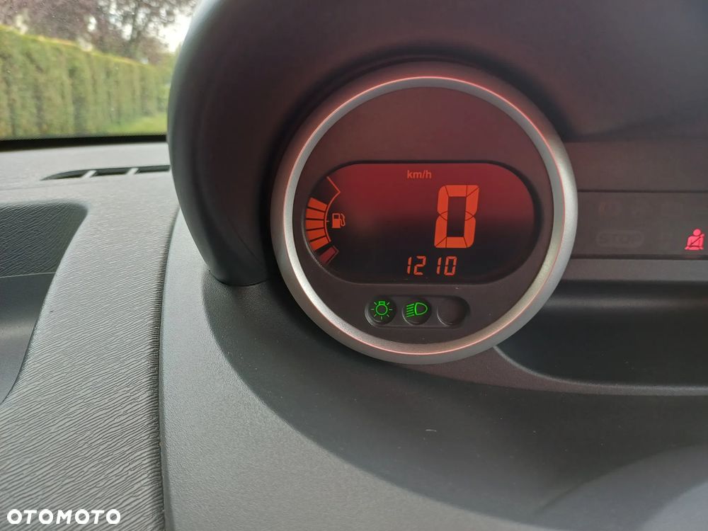 Renault Twingo 2010 photo 3