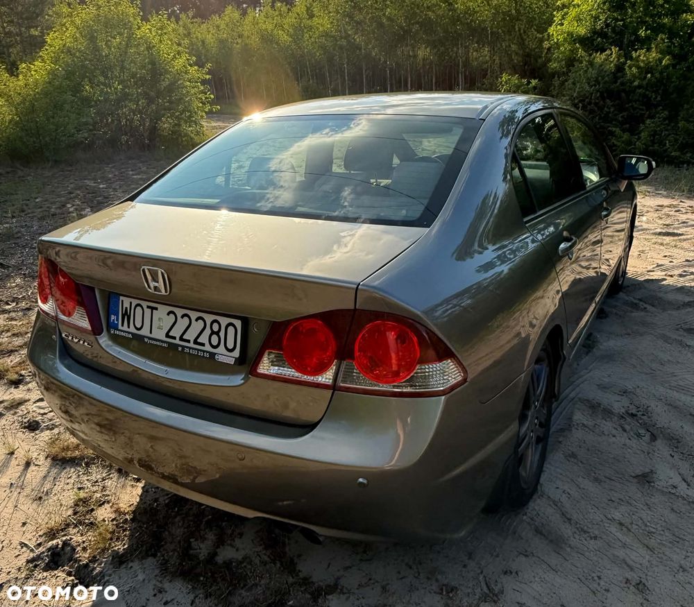 Honda Civic 1.8 Comfort - 6