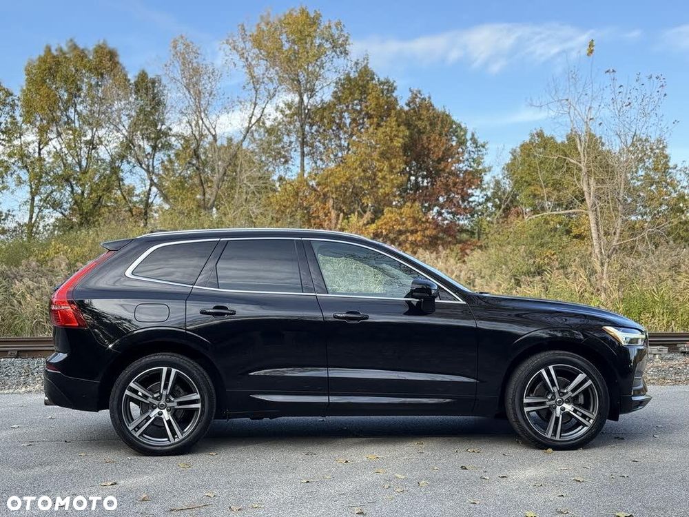 Volvo XC 60 T5 AWD Geartronic Momentum - 9