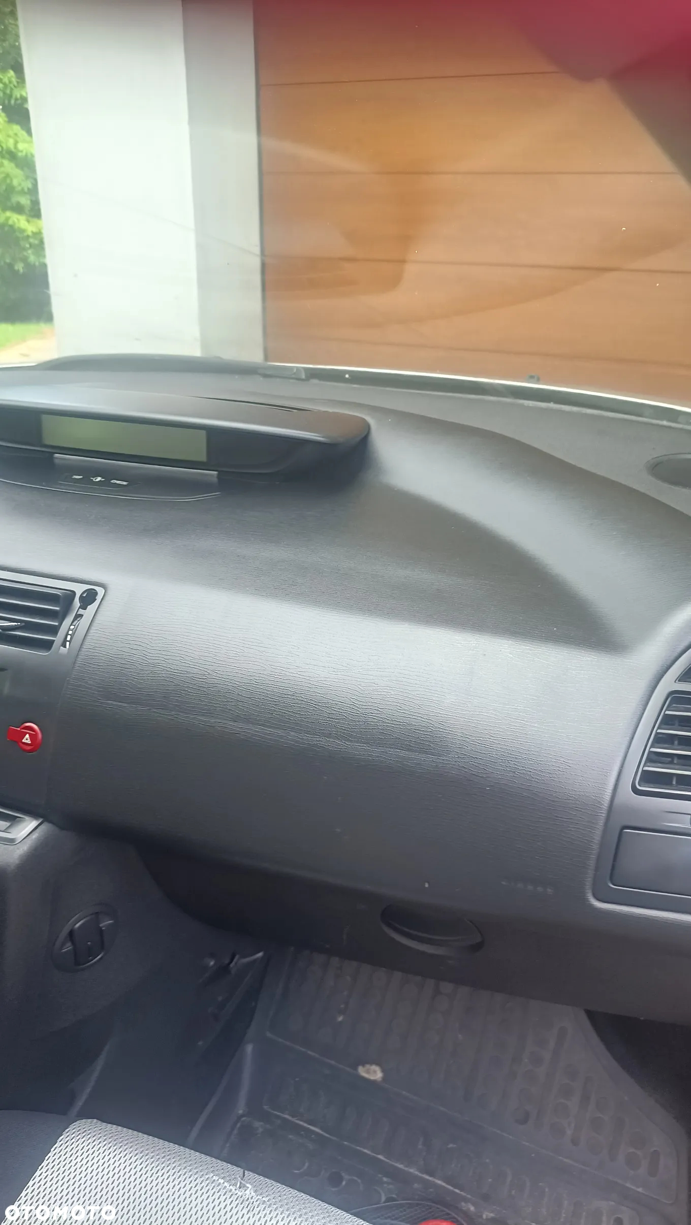 Citroën C4 1.6 HDi X - 12