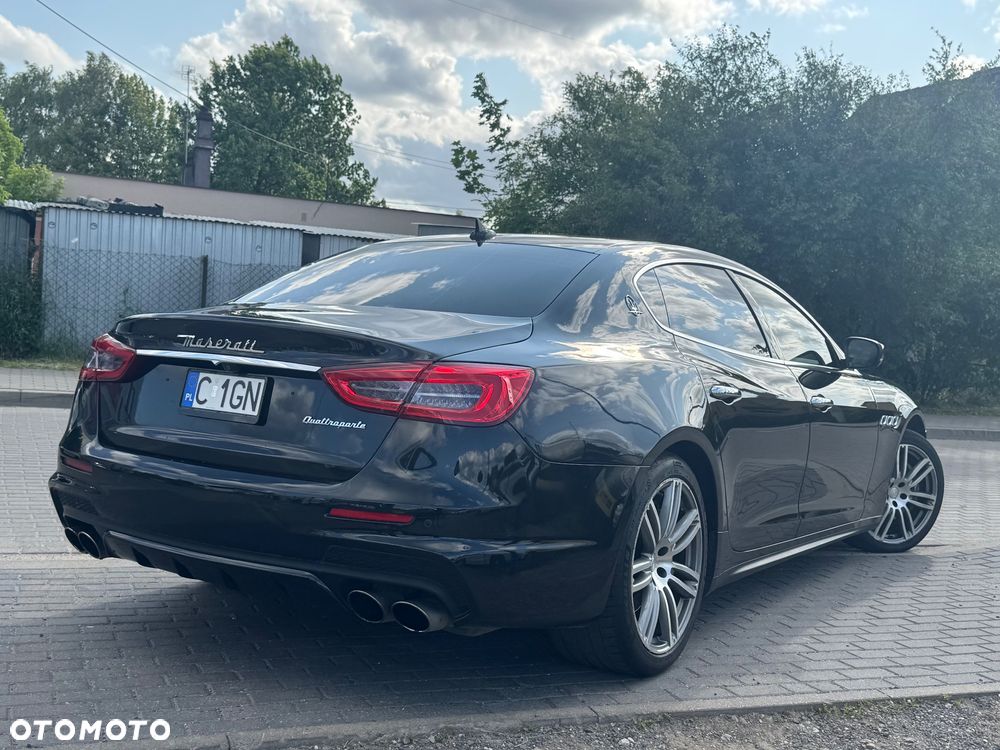 Maserati Quattroporte Q4 GranSport S - 11