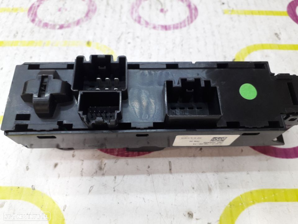 Comando de Vidros Frt / Esq Ford Focus III de 2015 - Ref : DT1T14A132FA - NO320126 - 2
