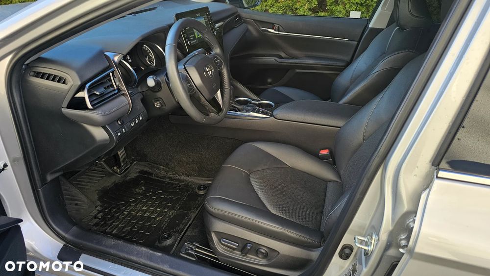 Toyota Camry 2.5 Hybrid Dynamic Force Executive e-CVT - 18