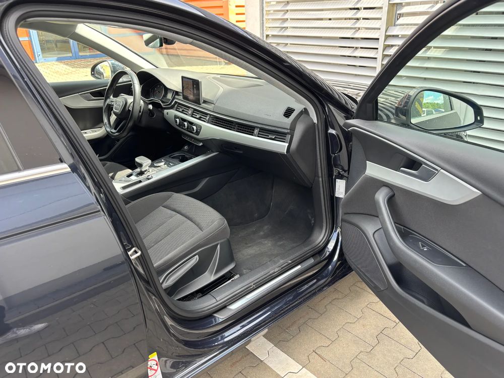 Audi A4 Avant - 35