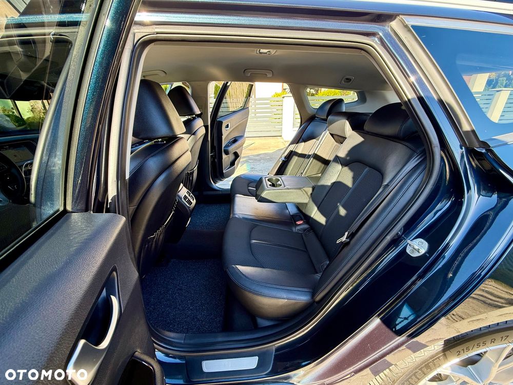 Kia Optima - 30