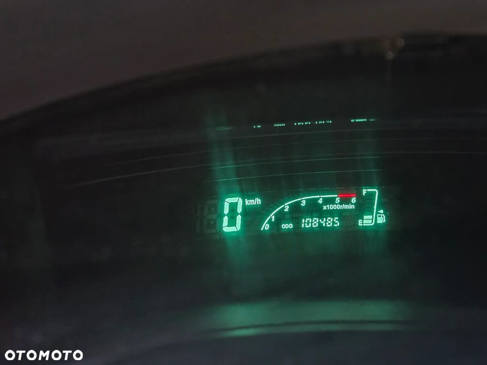 Toyota Yaris 1.4 D-4D Sol - 9