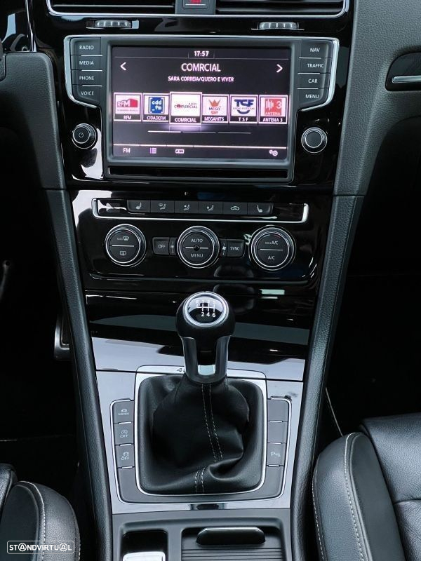 VW Golf 2.0 TSi R - 38