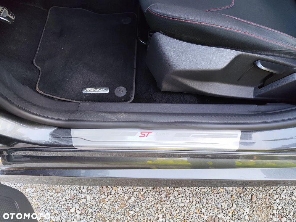 Ford Focus Turnier 1.5 EcoBoost Start-Stopp-System ST-Line - 14