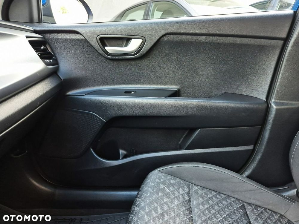 Kia Rio 1.2 M - 23