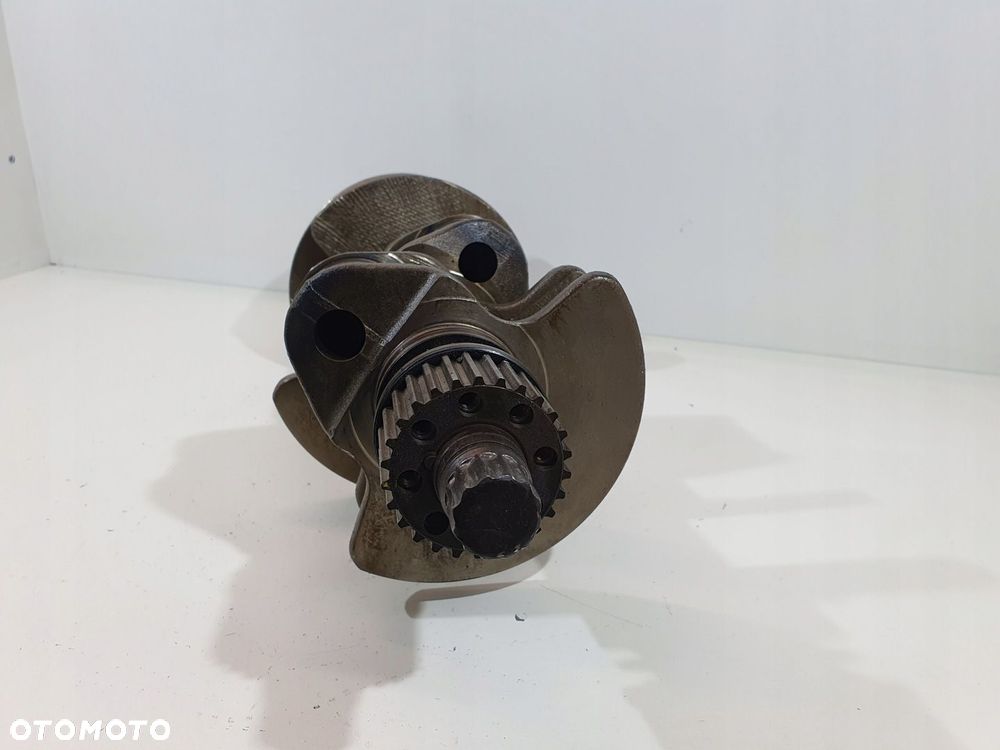 WAŁ KORBOWY 4.2 V8 BCY AUDI RS6 - 13