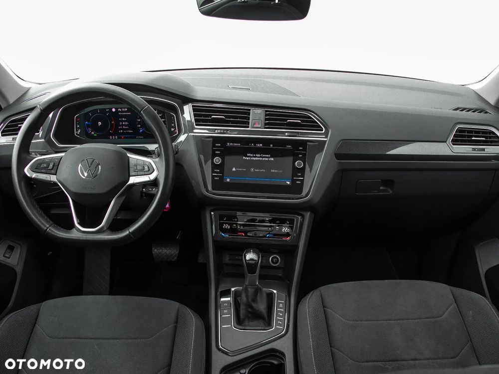 Volkswagen Tiguan - 18