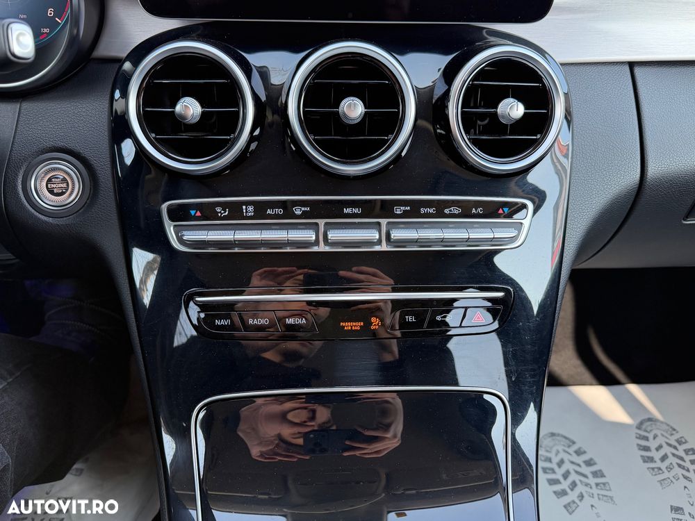Mercedes-Benz C 220 d 4Matic 9G-TRONIC AMG Line - 14
