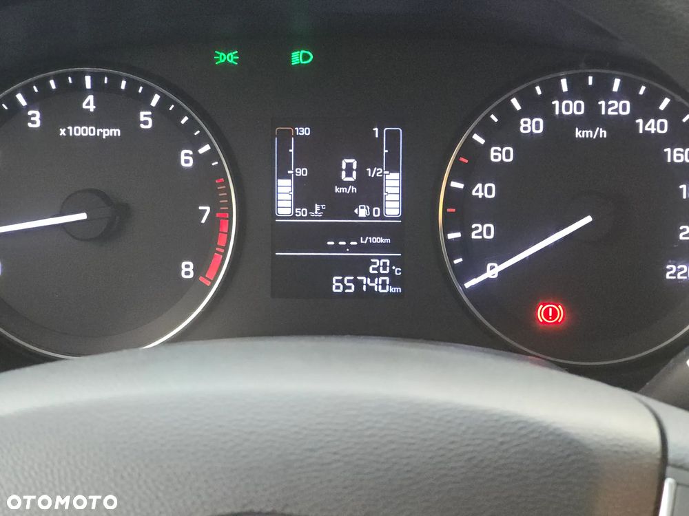 Hyundai i20 - 20