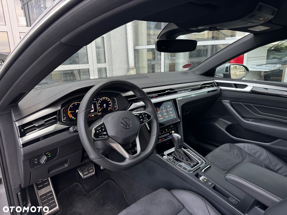 Volkswagen Arteon 2.0 TDI SCR DSG R-Line - 9