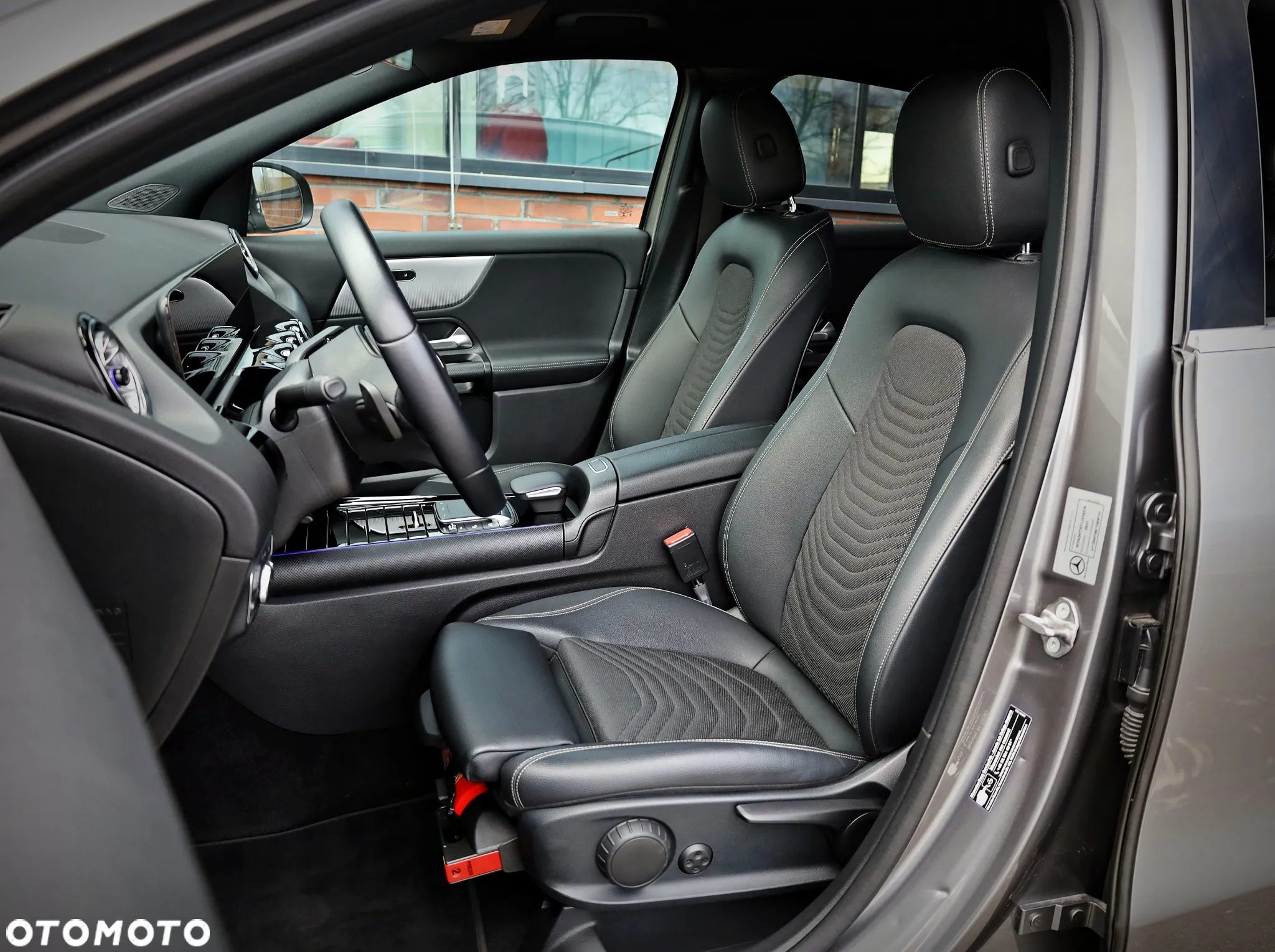 Mercedes-Benz GLA 200 Style - 21
