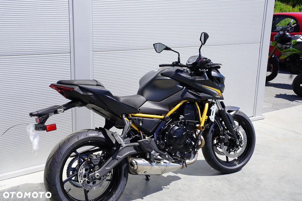 Kawasaki Z 650 - 16
