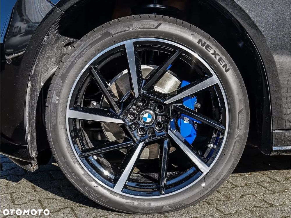 BMW iX3 - 7