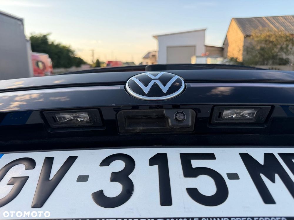Volkswagen T-Cross - 33