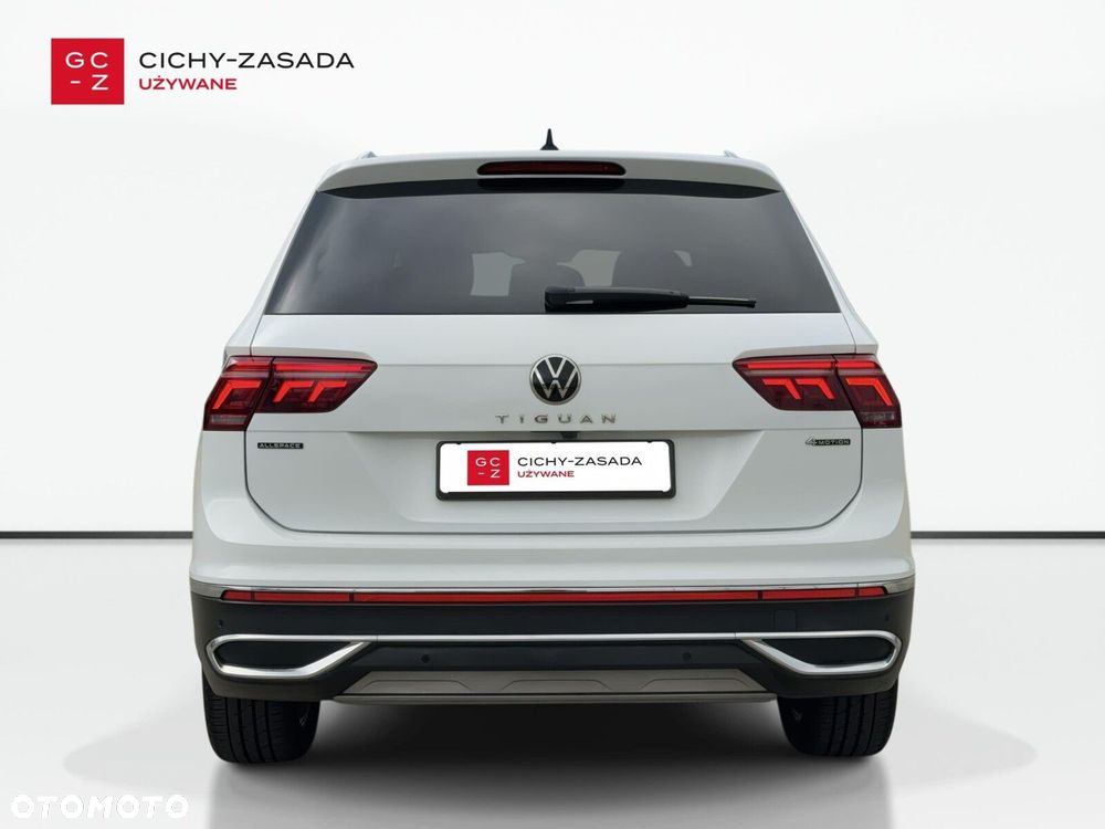Volkswagen Tiguan - 4