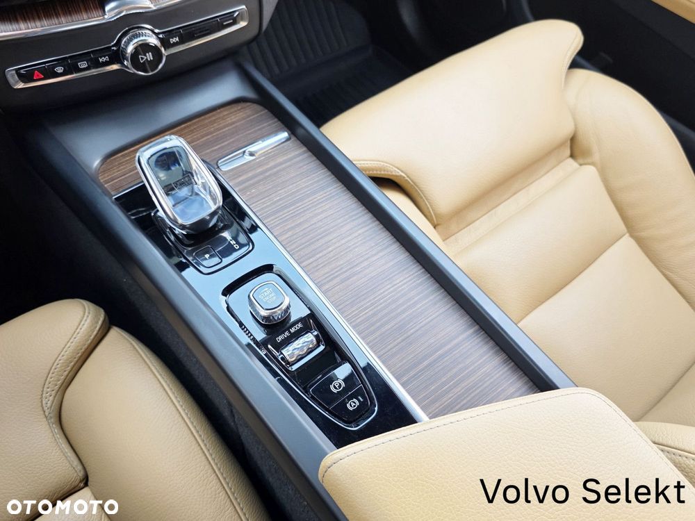 Volvo XC 60 - 29