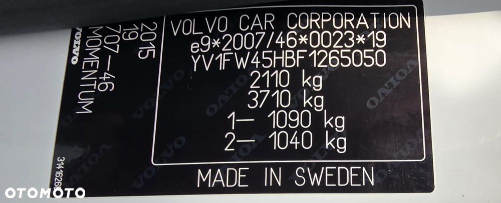 Volvo V60 T3 Momentum - 19