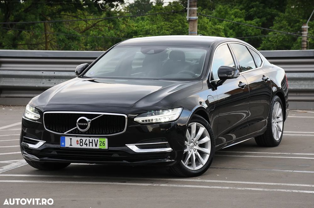 Volvo S90 T8 Twin Engine AWD Geartronic Momentum - 2