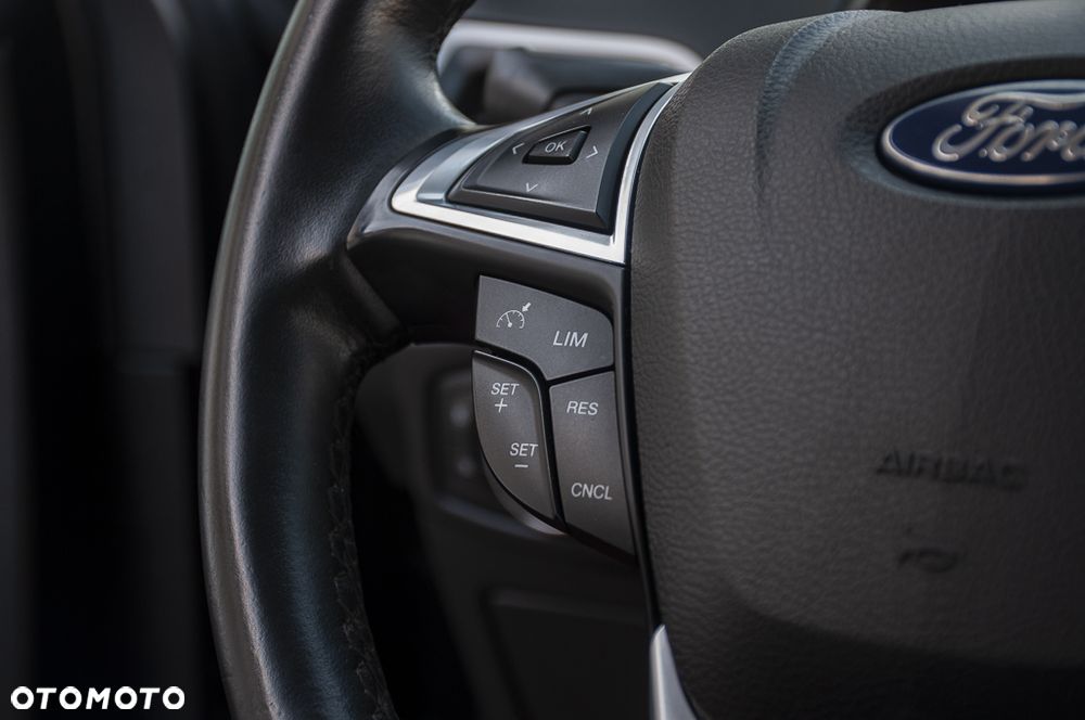 Ford S-Max 2.0 TDCi Titanium - 36