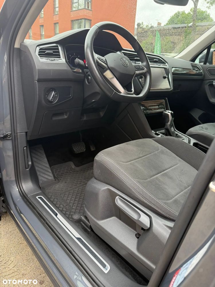 Volkswagen Tiguan 2.0 TDI SCR Elegance DSG - 22