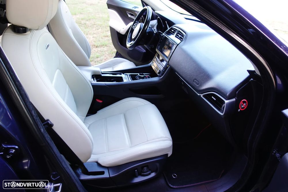 Jaguar F-Pace 2.0 i4D R-Sport Aut. - 49