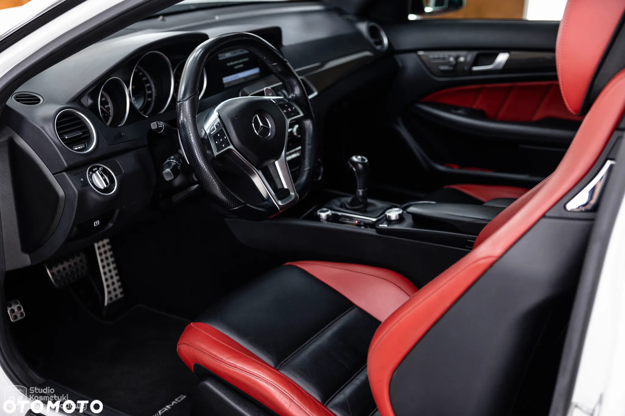 Mercedes-Benz Klasa C 63 AMG Coupe AMG SPEEDSHIFT MCT - 6