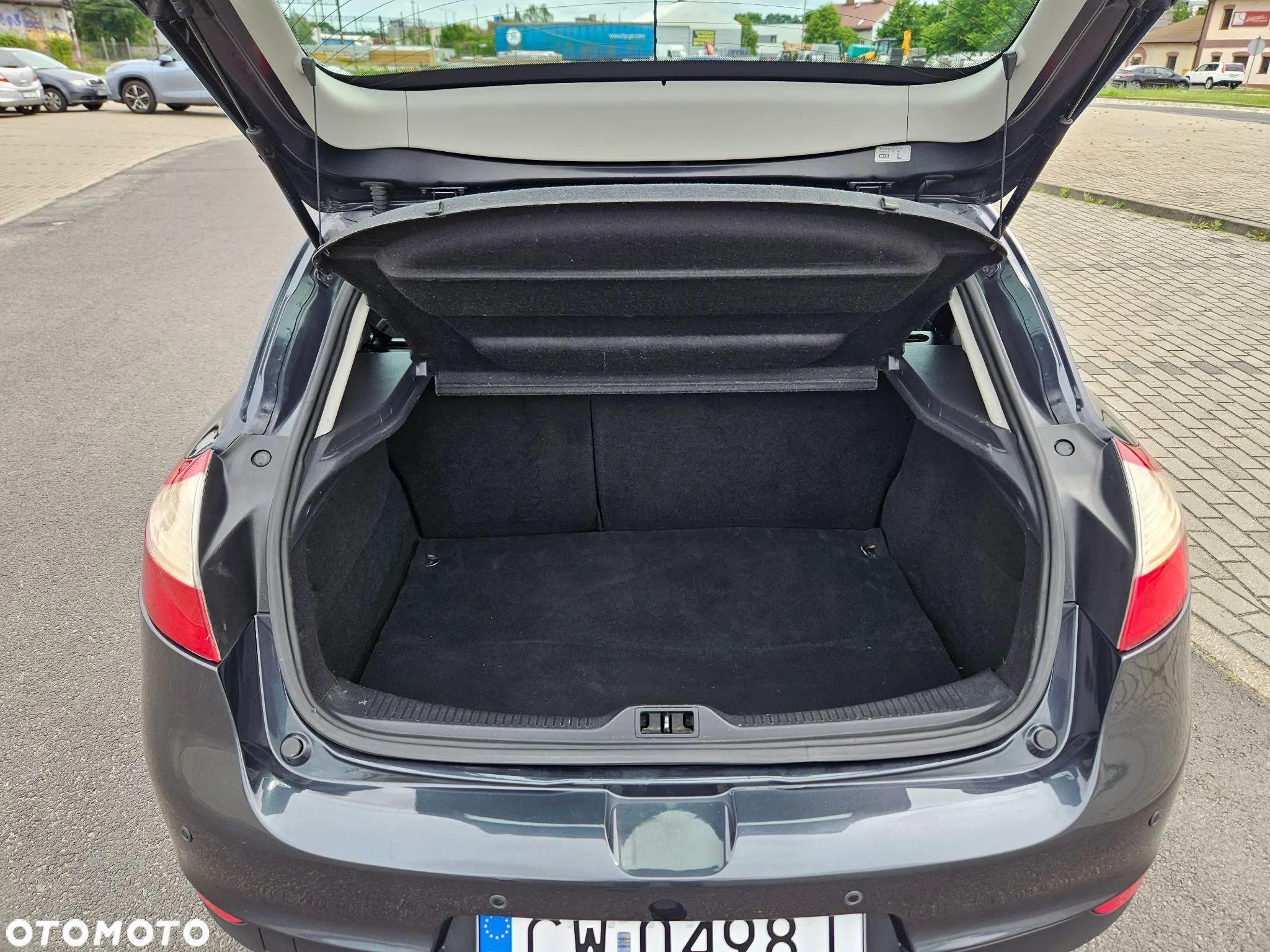Renault Megane 1.6 16V 110 TomTom Edition - 10