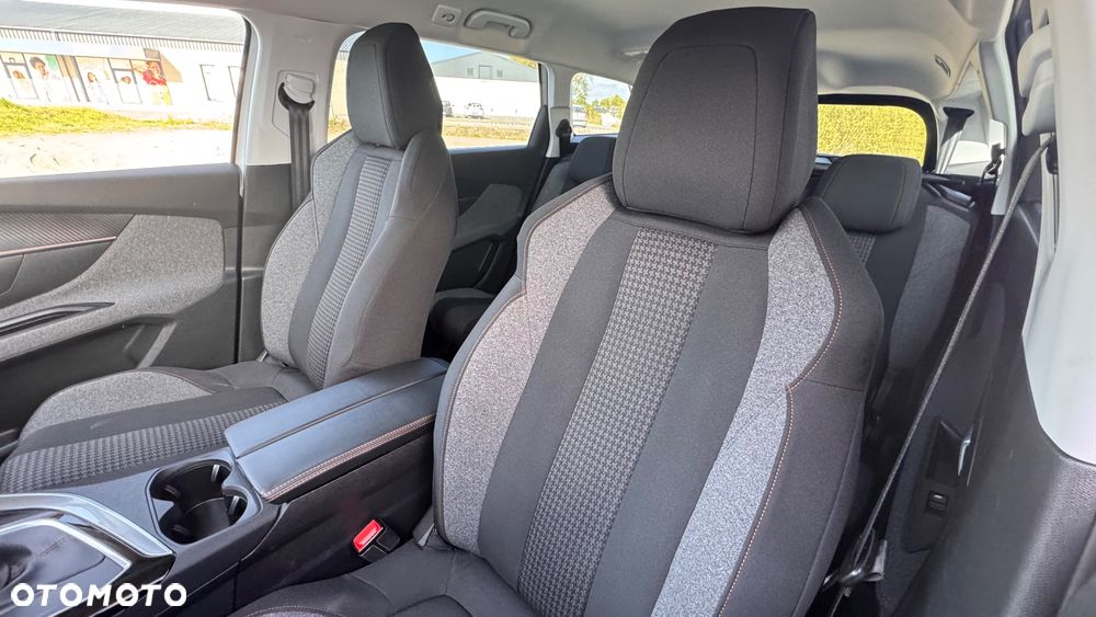 Peugeot 5008 BlueHDi 130 Active - 30