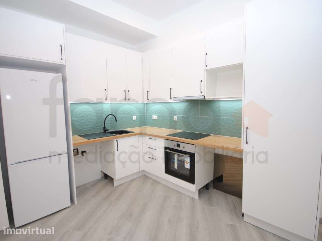 Apartamento T0+1 totalmente reabilitado Sete Rios / Avenidas Novas - Grande imagem: 3/36