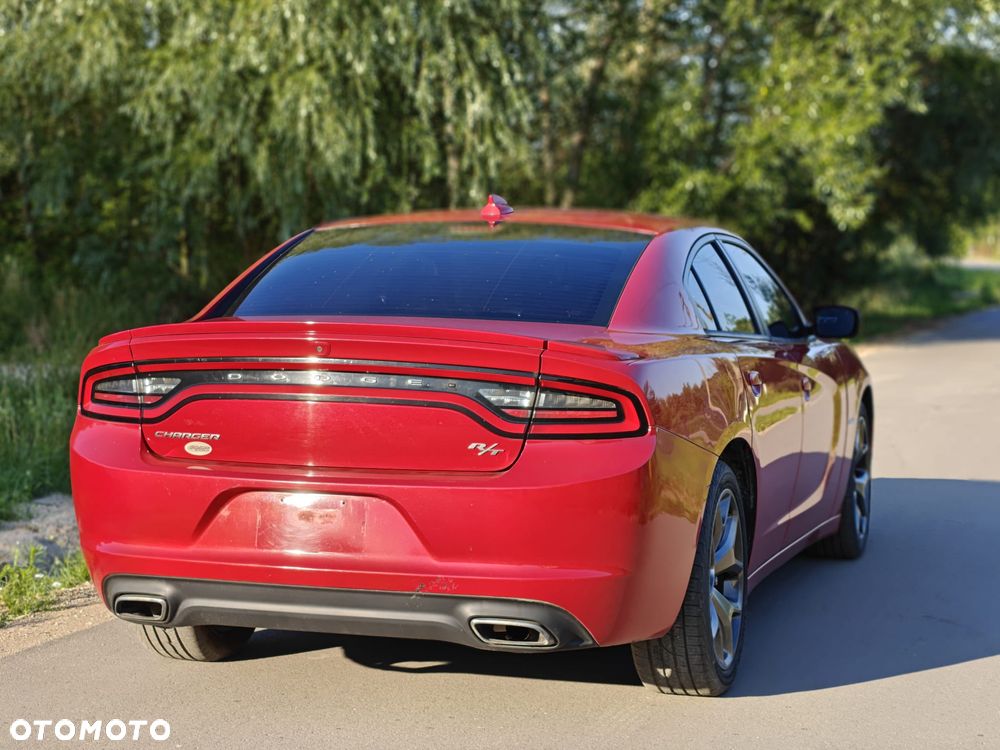 Dodge Charger 5.7 R/T - 12