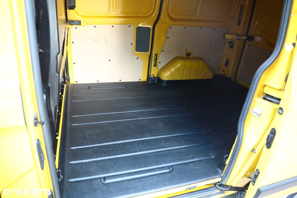 Ford Transit Custom - 21