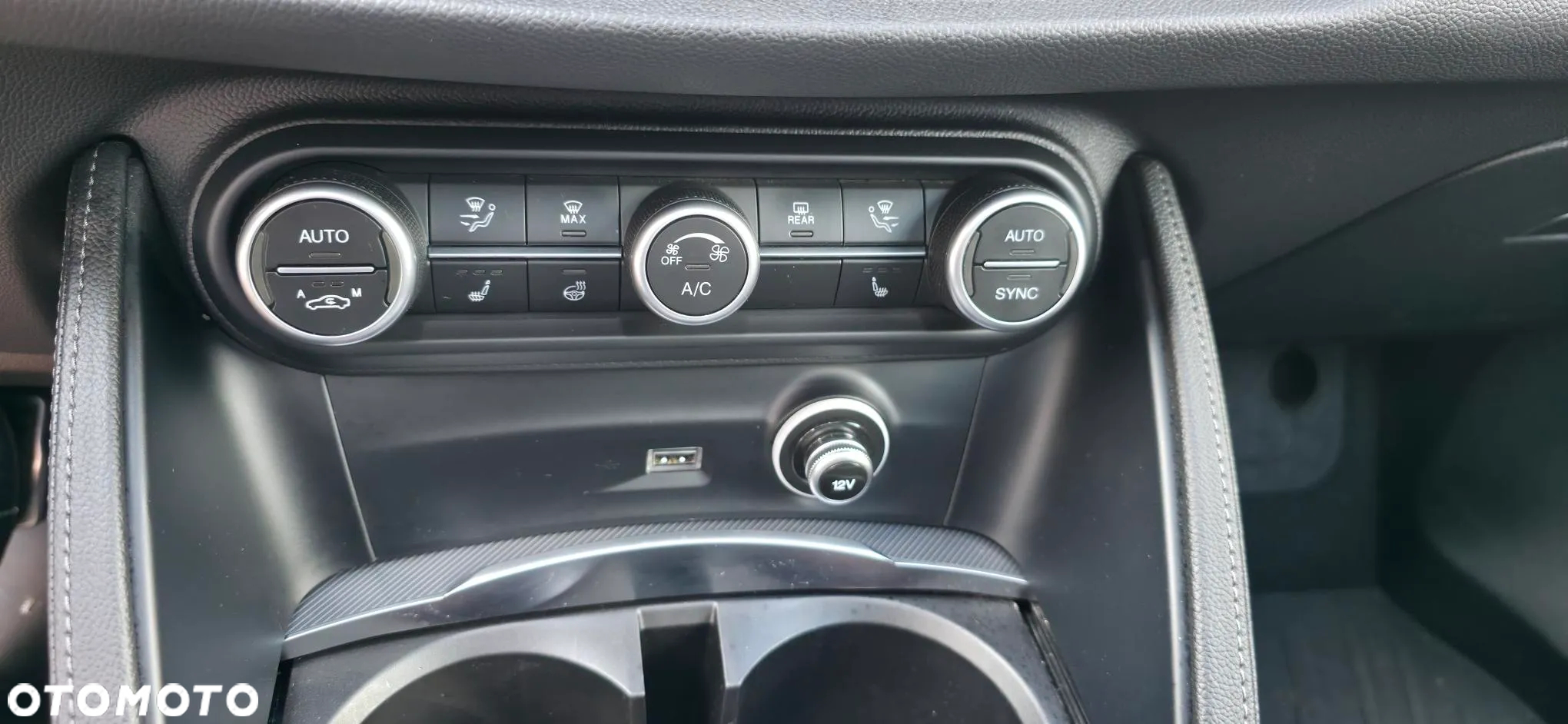 Alfa Romeo Stelvio - 6