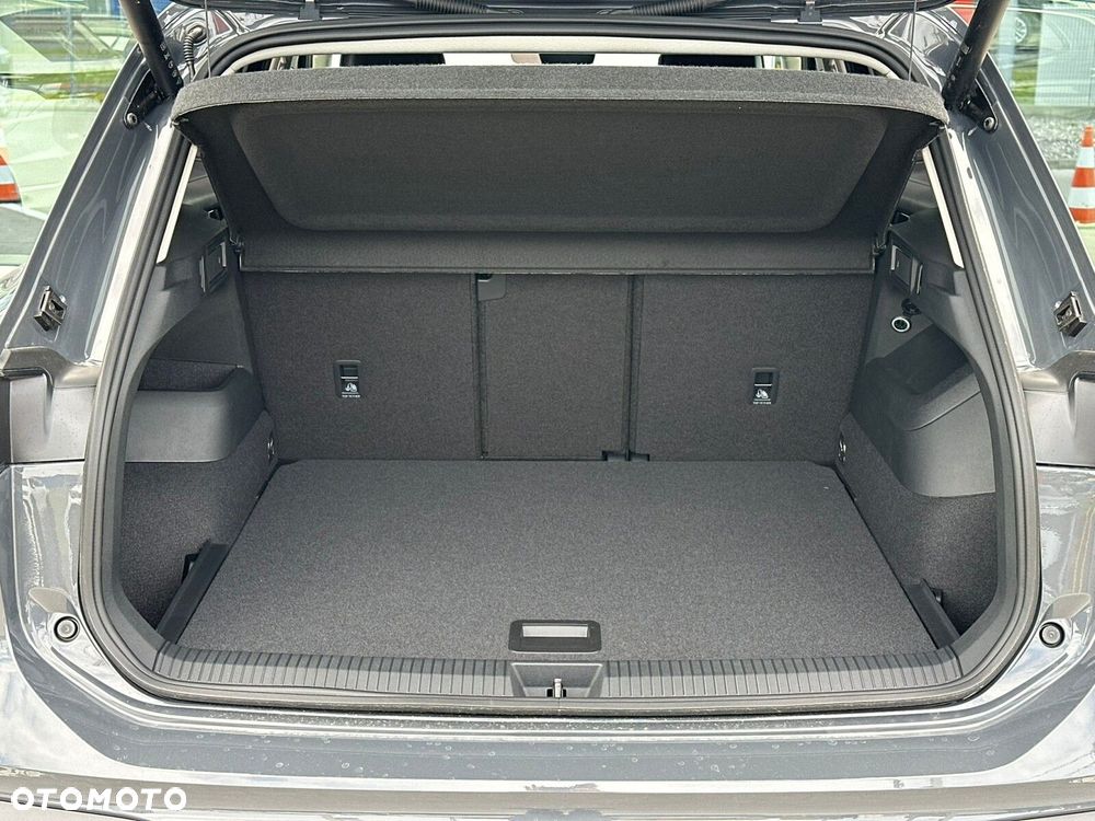 Volkswagen Tiguan - 9